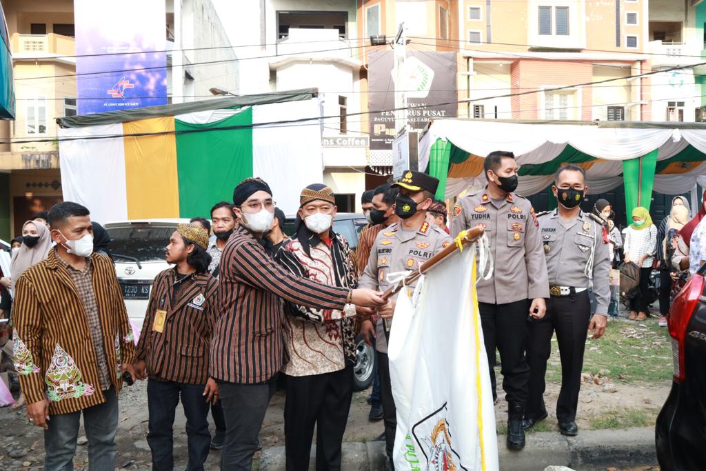 Eko Sopianto Lepas 9 Bus dalam Acara Mudik Gratis Pujakesuma