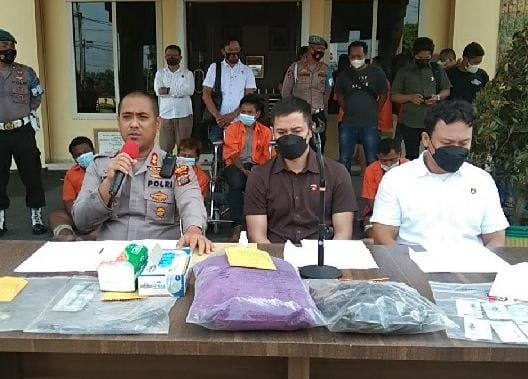 Polres Asahan Ringkus 8 dari 10 Perampok Truk Sawit dan Penadah Ikut Diamankan