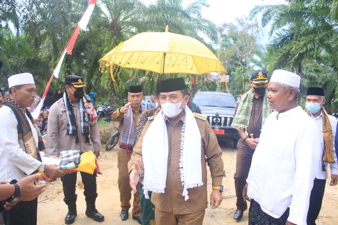 Walikota Dan Wakil Walikota Subulussalam Letakan Batu pertama Pembangunan Pengajian Dan Persulukan