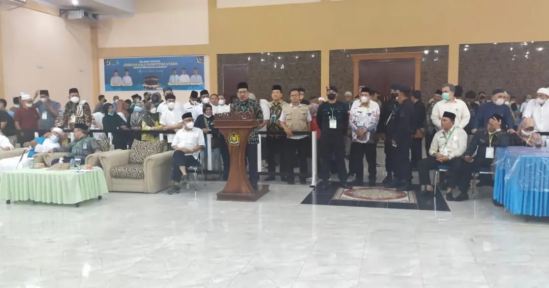 Tiba di Asrama Haji Medan, Personil Gegana Brimob Sumut Lakukan Pengamanan Pemulangan Jemaah Haji