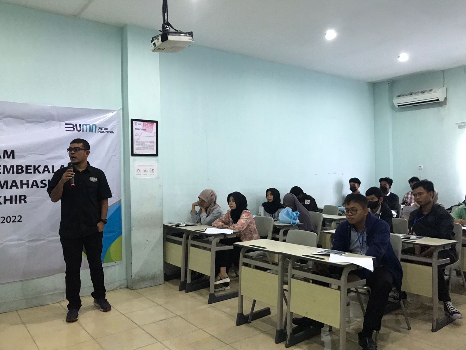 PLN Gandeng IWO Sumut, Gelar Pelatihan Jurnalistik di Kampus LP3I