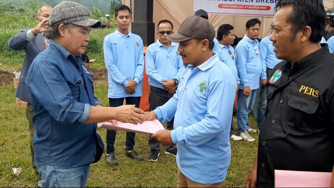 Ketum IWO “Jodhi Yudono” Lantik Dua Pengurus Daerah di Jateng