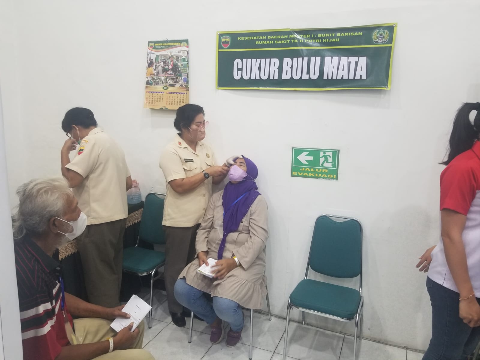 Bentuk Kepedulian Terhadap Masyarakat Kurang Mampu, Pangdam I BB Mayjend Daniel Chardin, S.E., M.Si., Adakan Operasi Katarak Gratis