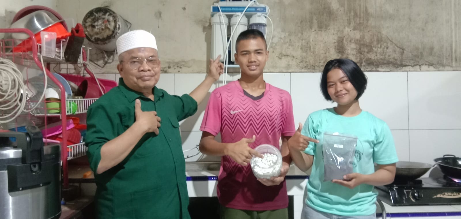 Sebagai Wujud Tri Dharma Perguruan Tinggi, SMK Pelayaran Menerima Water Filter Berkalsium Dari Tim Abdimas USU