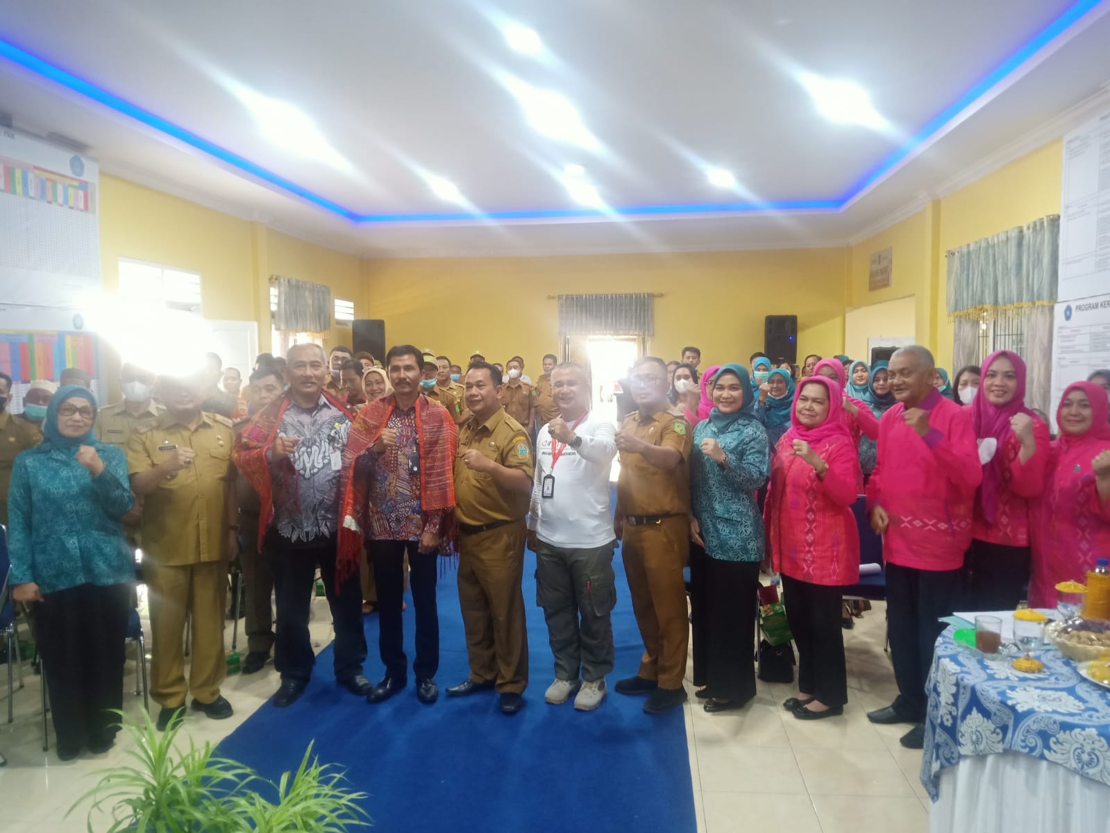 Camat Medan Deli Dan Lurah Tajir Sambut Kedatangan Tim Monitoring Dan Evaluasi Penguatan Kelembagaan Dirjen Pemdes Kemendagri Tahun 2022