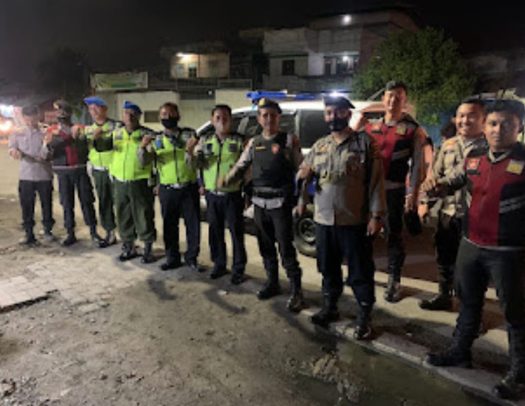 Polisi Militer Bersama Polres Belawan Patroli Blue Light Di Wilayah Hukumnya