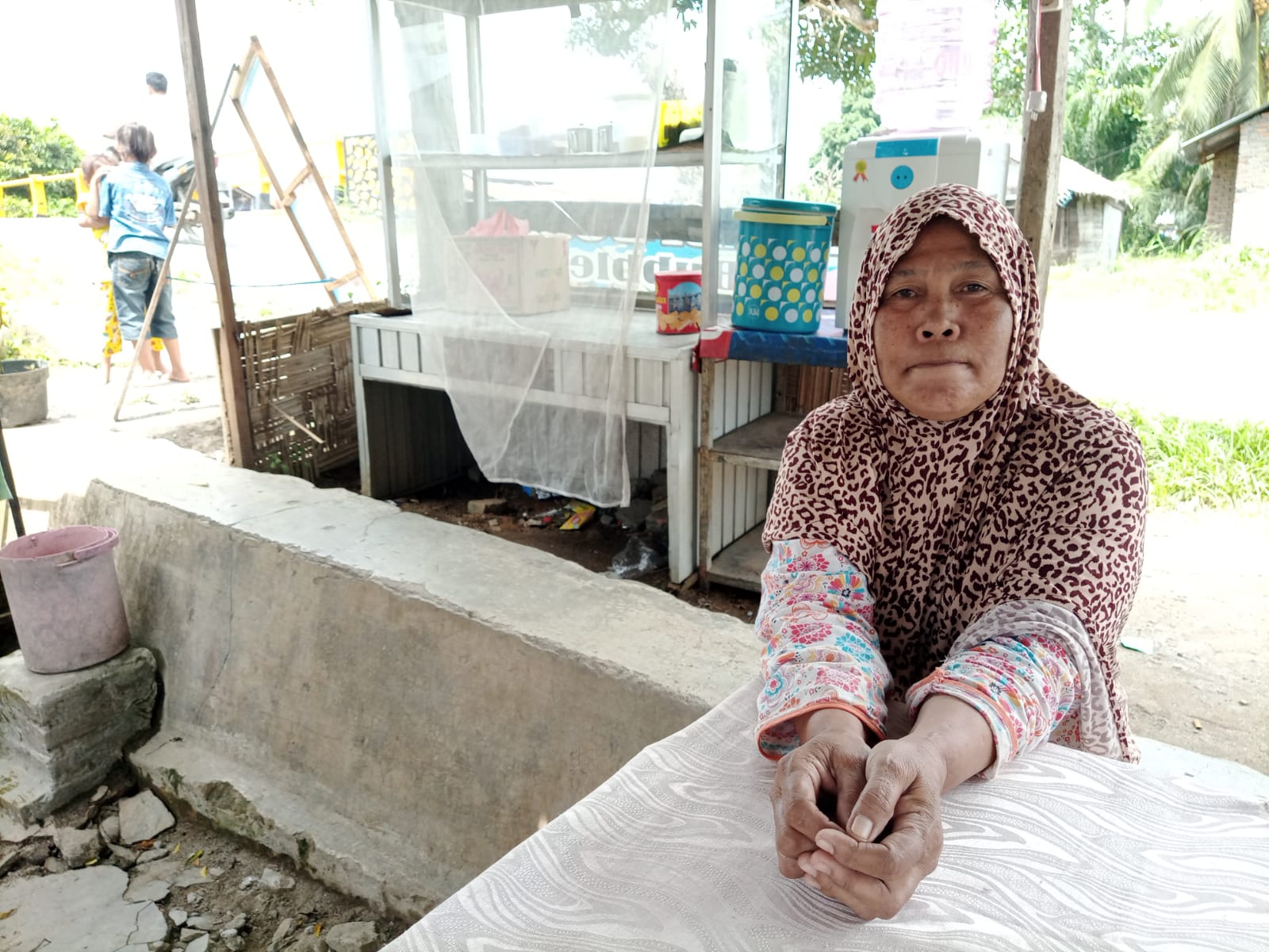 Masuk 5 Besar, Ibunda Putri Rahmadani ( Bulan ) Berharap Dukungan Warga Indonesia Khususnya Sergai Dalam Kontes KDI 2022