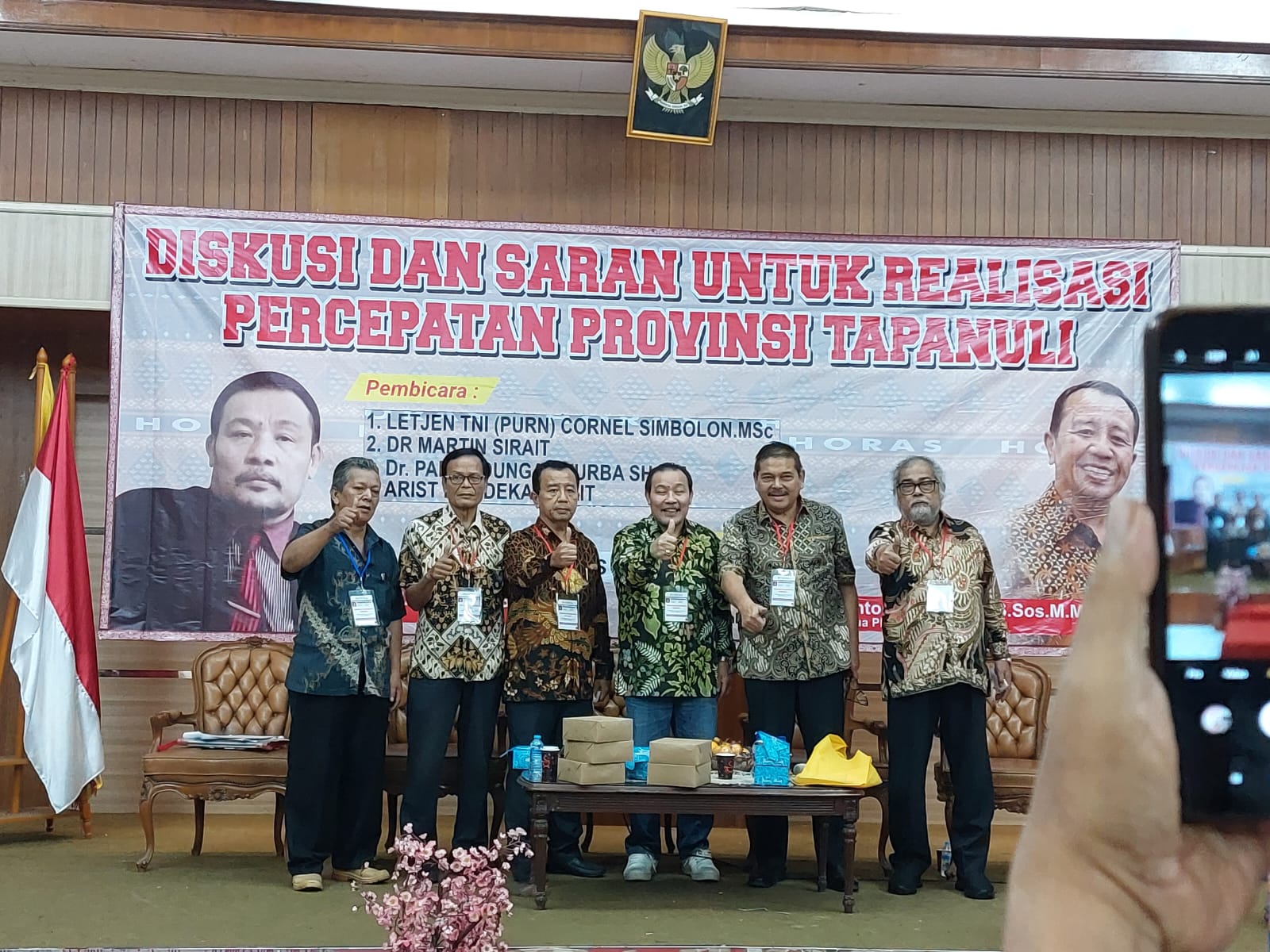 Diskusi Dan Saran Untuk Realisasi Percepatan Provinsi Tapanuli