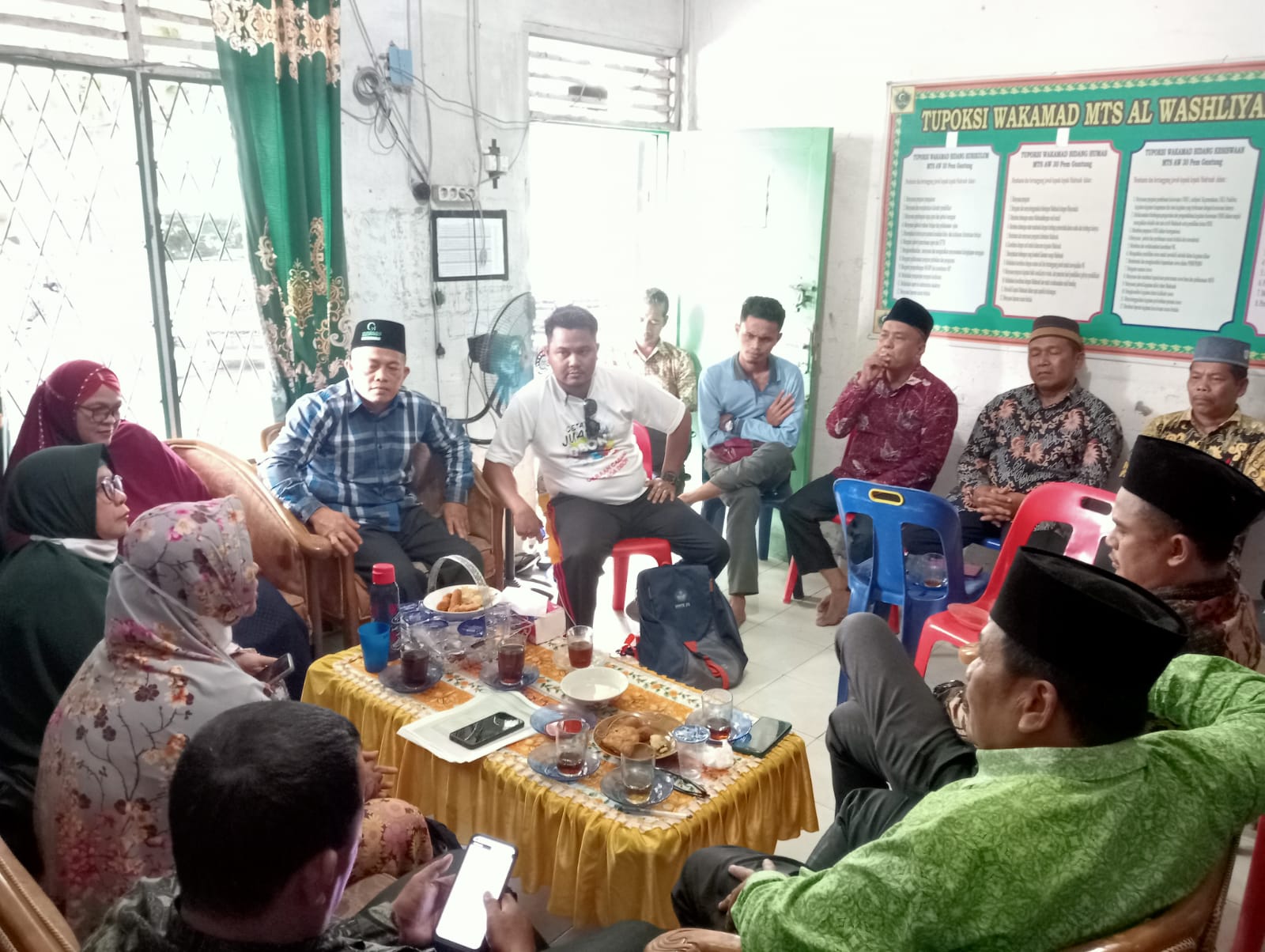 Respon Cepat PD AW Bersama MP AW Sergai Kunjungi MAS AW 68 Pematang Guntung