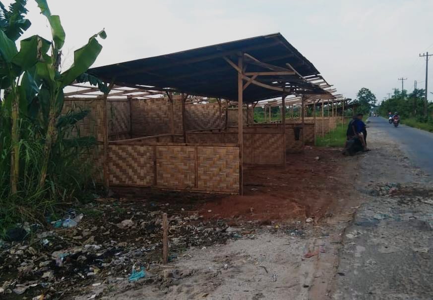 Bak Mavia Tanah, Kades Dagang Kerawan Bangun Jejeran Kios di Lahan Exs HGU Lalu Di Sewakan