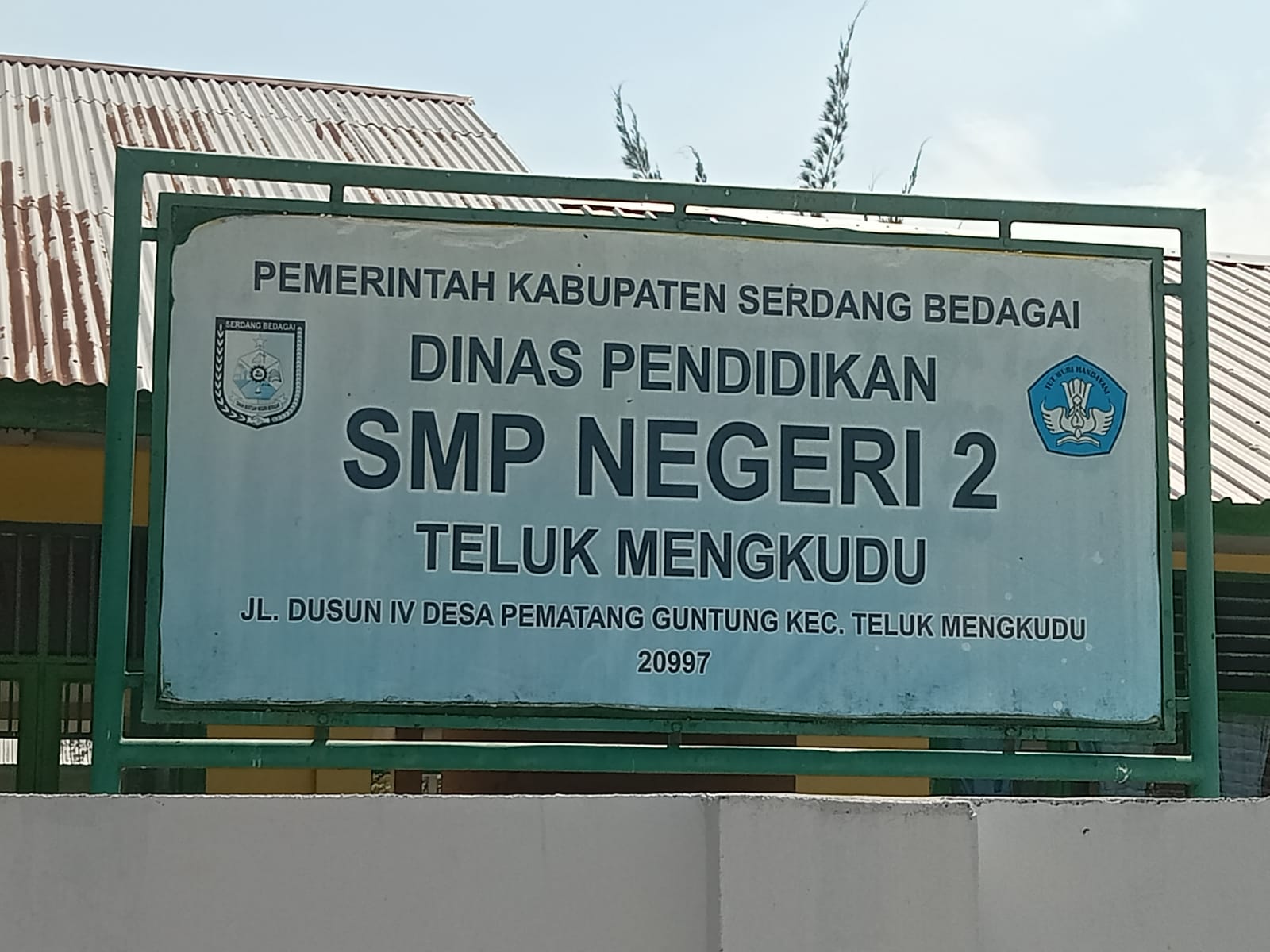 Instalasi Listrik Alami Kerusakan di 5 Ruangan Kelas SMPN 2 Teluk Mengkudu