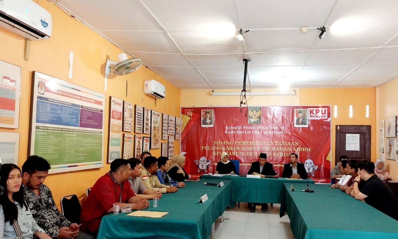 Sidang Pemeriksaan Badan Adhoc Diwarnai Keributan di Kantor KPU Deli Serdang