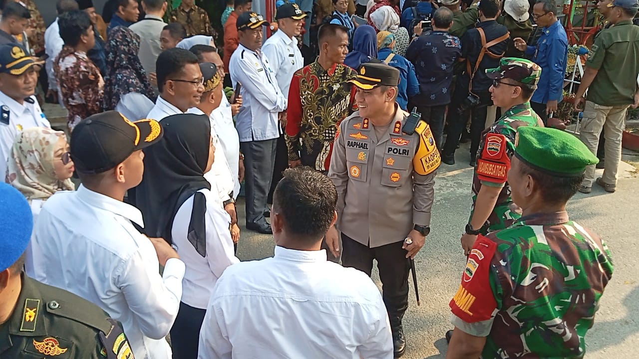 Kapolresta Deli Serdang Menyambut Kunker Wapres RI di Desa Tumpatan Nibung Kec. Batang Kuis