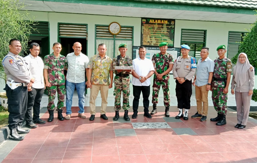 Jalin Sinergitas, Paminal Polrestabes Medan Berkunjung Ke Yonzipur Tuntungan Rayakan Hut TNI ke 78