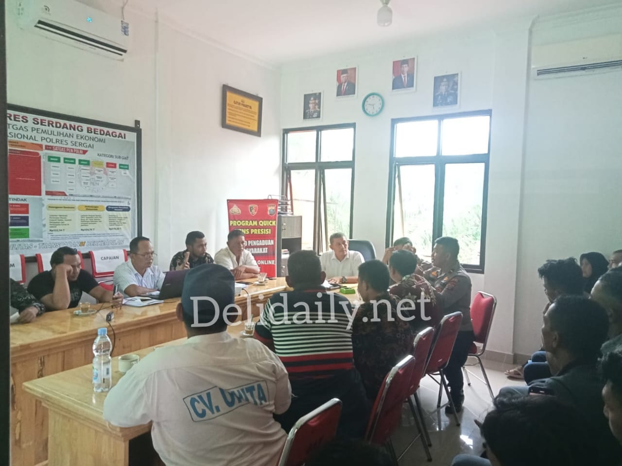 Polres Sergai Gelar Mediasi Masyarakat Peternak Sapi dan PT Soeloeng Laoet