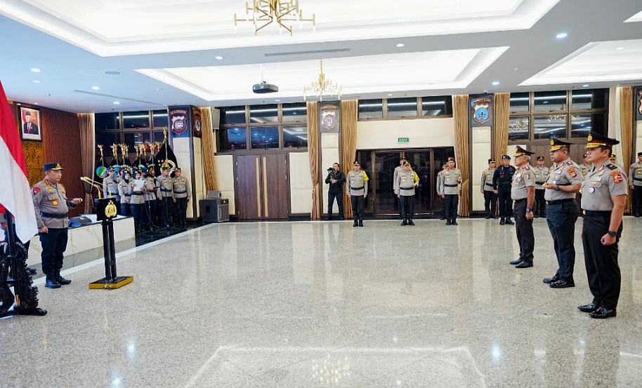 Kapolri Naikan Pangkat 45 Pati Polri, Ada Satu Polwan Jadi Jenderal