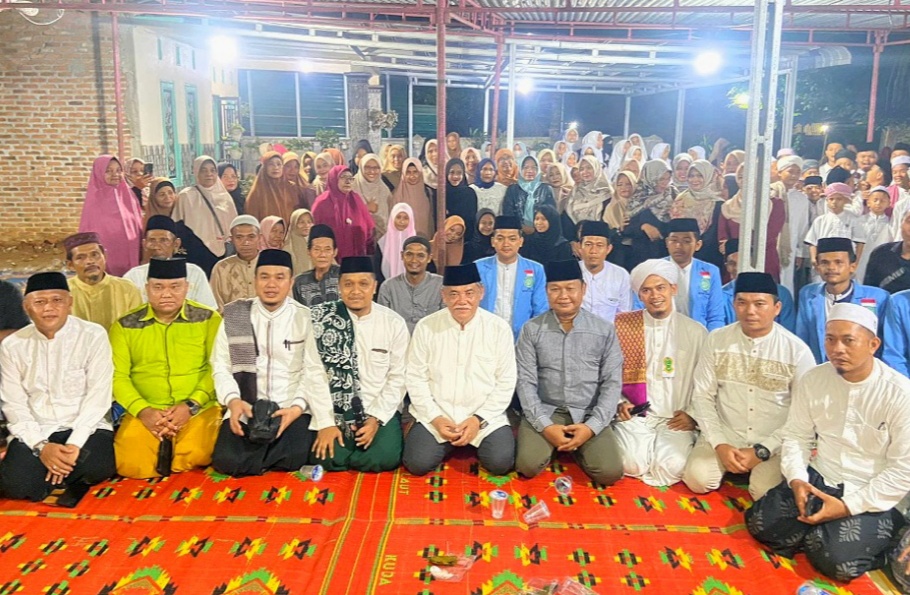 Masyarakat Galang Antusias Sambut Kedatangan Ali Yusuf Siregar