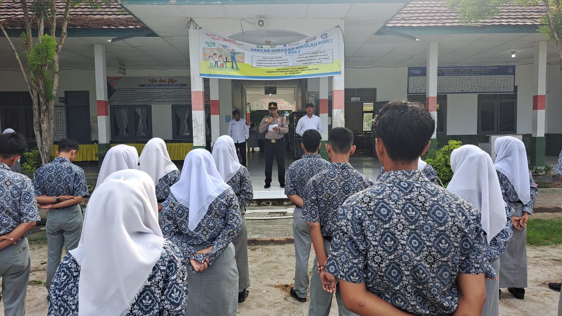 Kapolsek Teluk Mengkudu Berikan Arahan Dan Penekanan kepada Para Peserta Didik di SMAN I