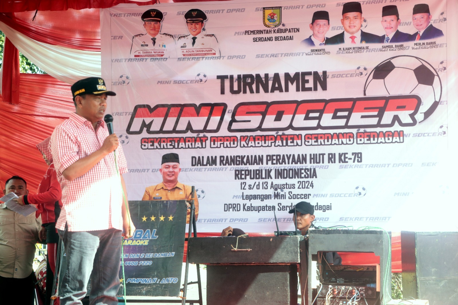 Semarakkan HUT RI , Bupati Sergai Buka Turnamen Mini Soccer diikuti 16 Tim