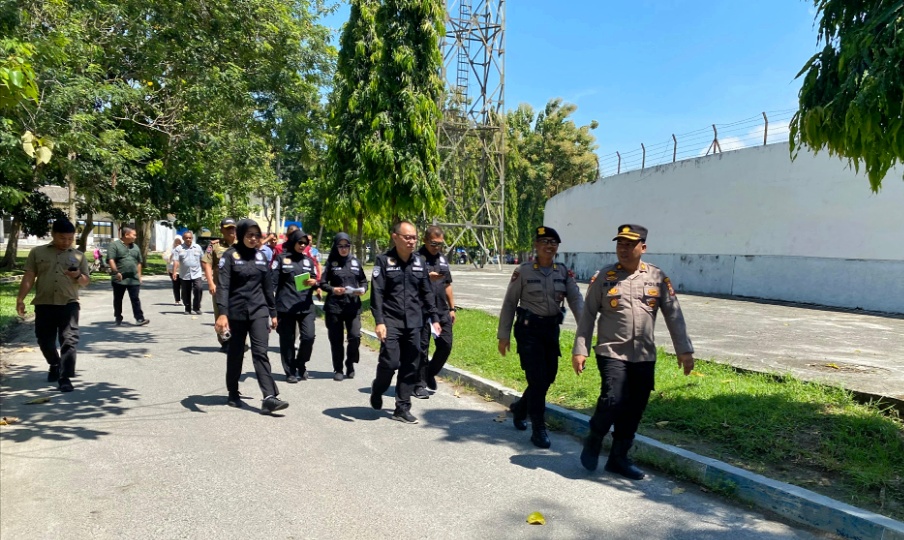 Polresta Deli Serdang Dampingi Dir Pamobvit Poldasu dan Tim Auditor dari Baharkam Mabes Polri Cek Kesiapan Stadion Baharoeddin Siregar Lubuk Pakam