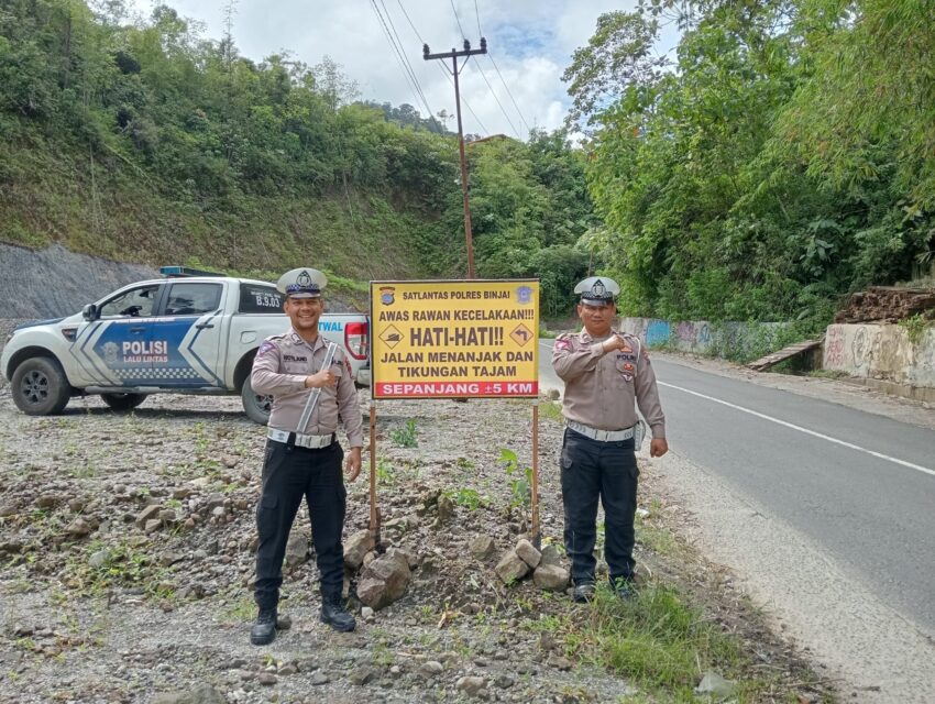 Sambut Nataru Polres Binjai Pasang Plang Rawan Laka Di Sejumlah Titik