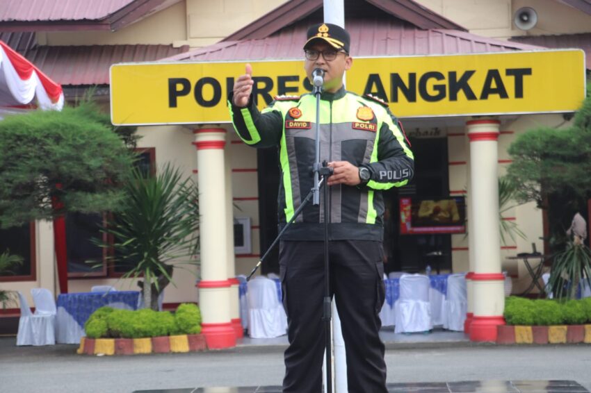 Jaga Kamtibmas Polres Langkat Lakukan PAM Gatur Malam Tahun Baru