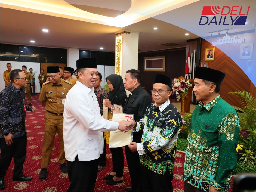 Terima Sertipikat Tanah Wakaf dari Menteri Nusron, Perwakilan NU Lampung Timur Apresiasi Dukungan BPN