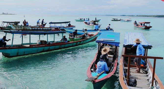 Kegiatan Fun Fishing Pada Festival Pulau Banyak 2024