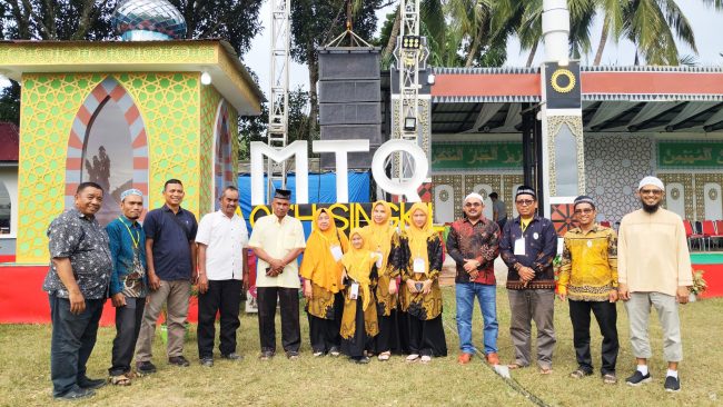 Peserta MTQ dari PT Nafasindo bersama Senior Manager dan karyawan.