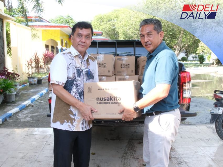 Penyerahan Bantuan Oleh PTPN 1 ke Pemerintah Daerah Deli Serdang dan Langkat