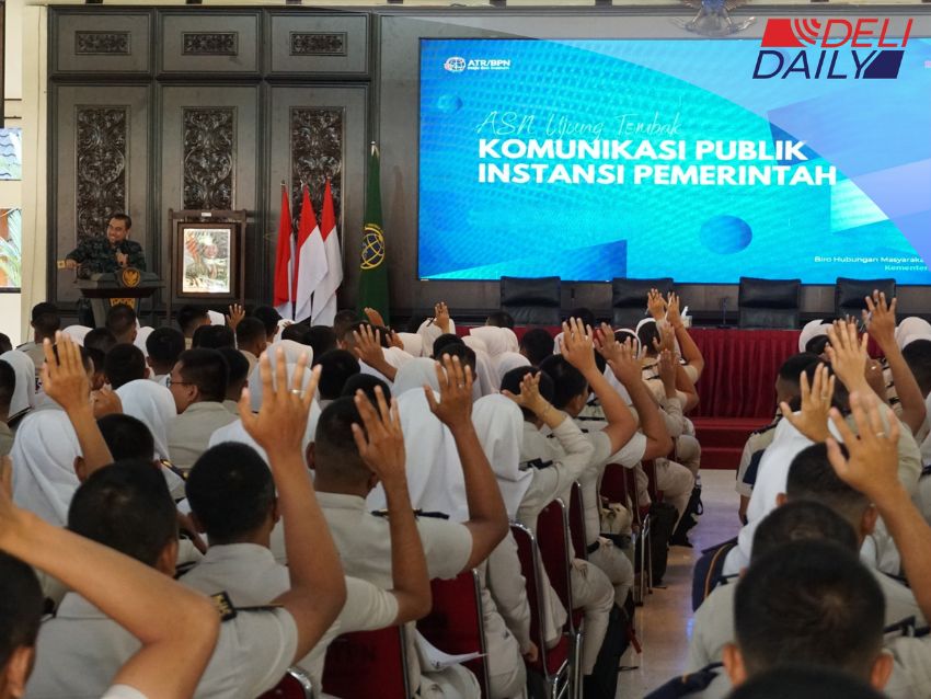 Kabag PMHAL Biro Humas: Komunikasi Publik Kunci Sukses KKN Tematik STPN di Masyarakat