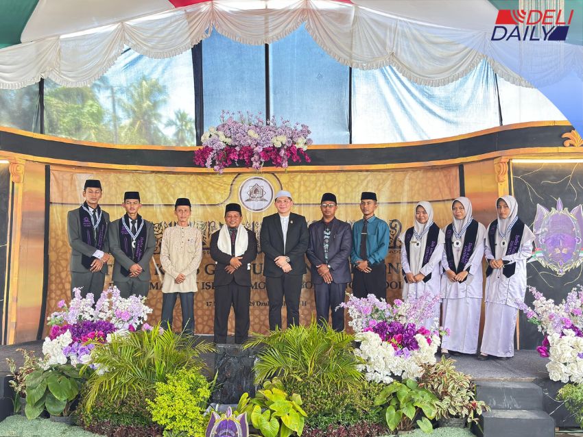 Apresiasi Inovasi Santri, Anggota DPRD Sumut Kucurkan Modal Usaha di Yudisium Ponpes Darul Ma'rifat