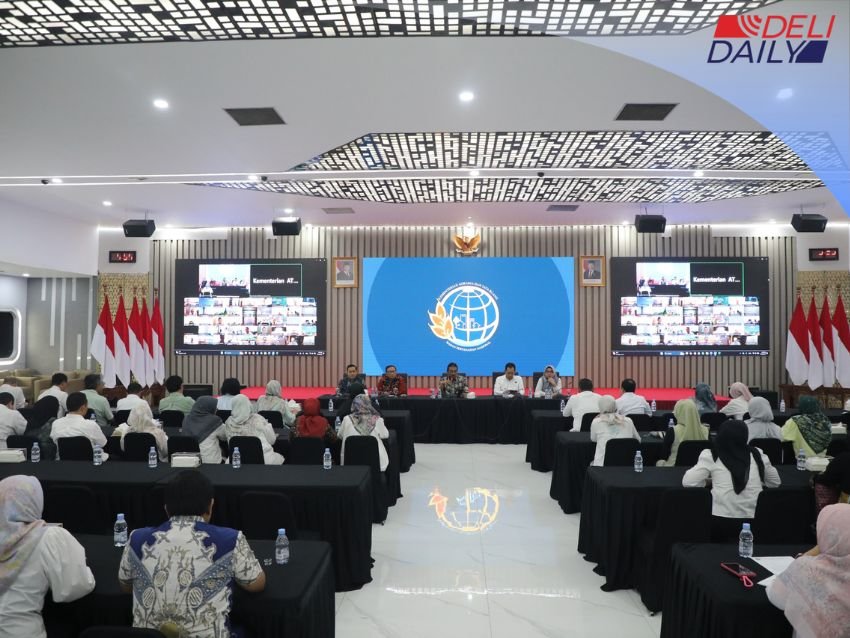 Kumpulkan Seluruh Pejabat Administrator Pusat dan Daerah, Sekjen ATR/BPN: Pelayanan Harus Tetap Optimal